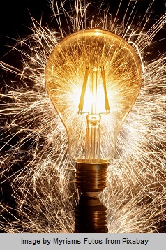 Ideen https://pixabay.com/photos/sparkler-lightbulb-spray-candle-4629347/